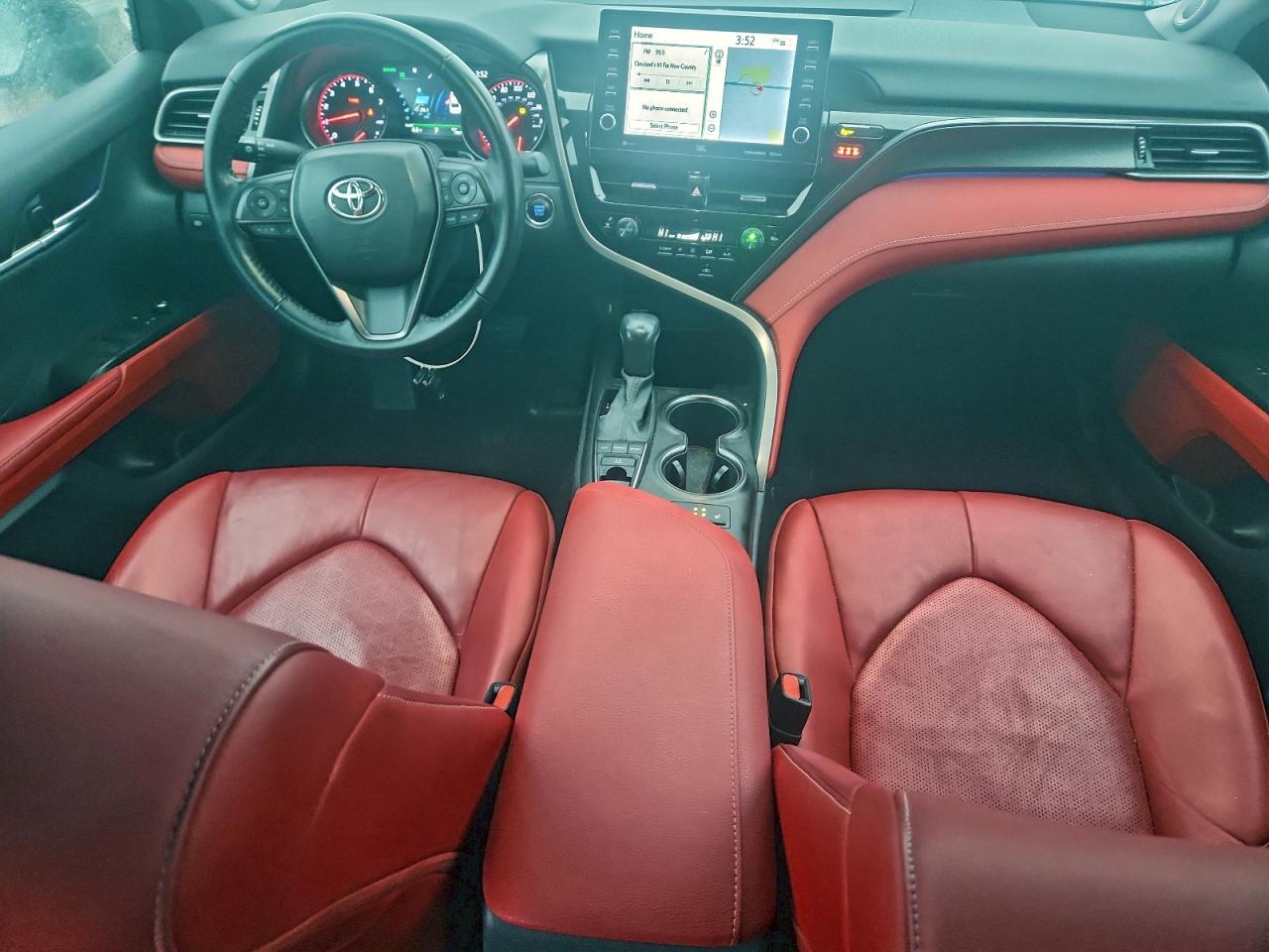 2021 TOYOTA CAMRY XSE photo 8