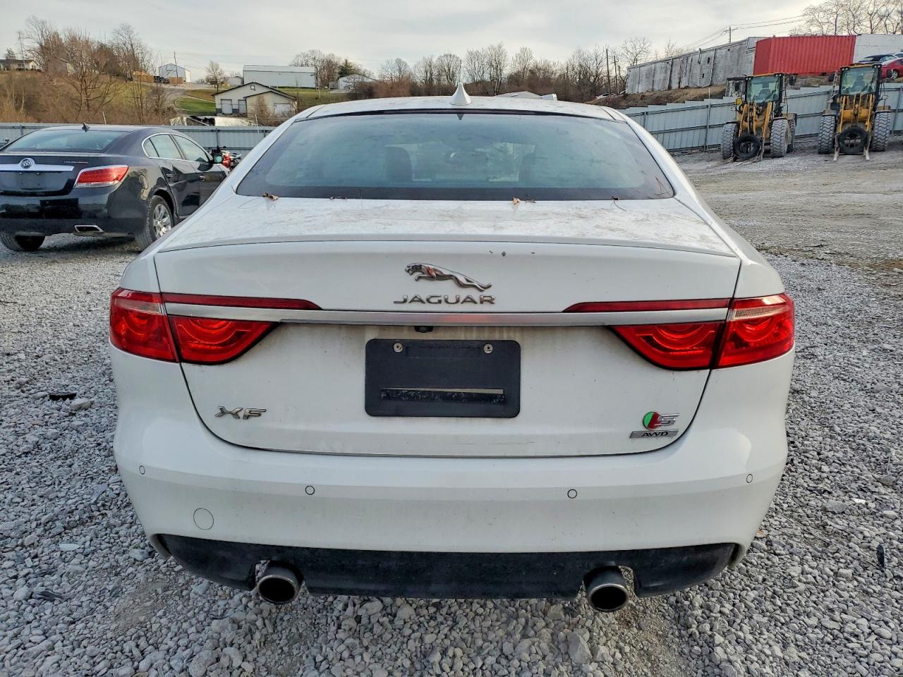 2016 JAGUAR XF S photo 6