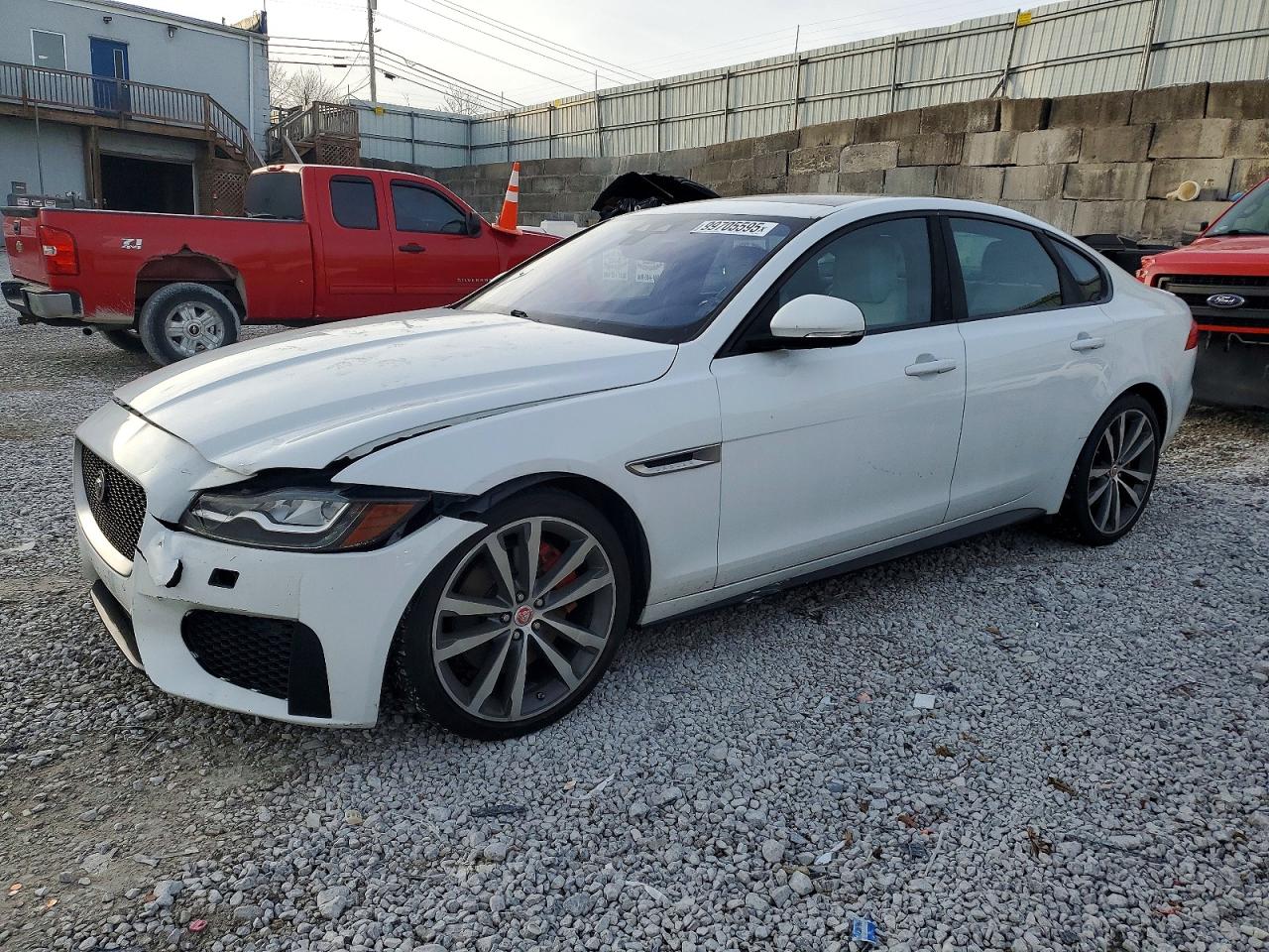 2016 JAGUAR XF