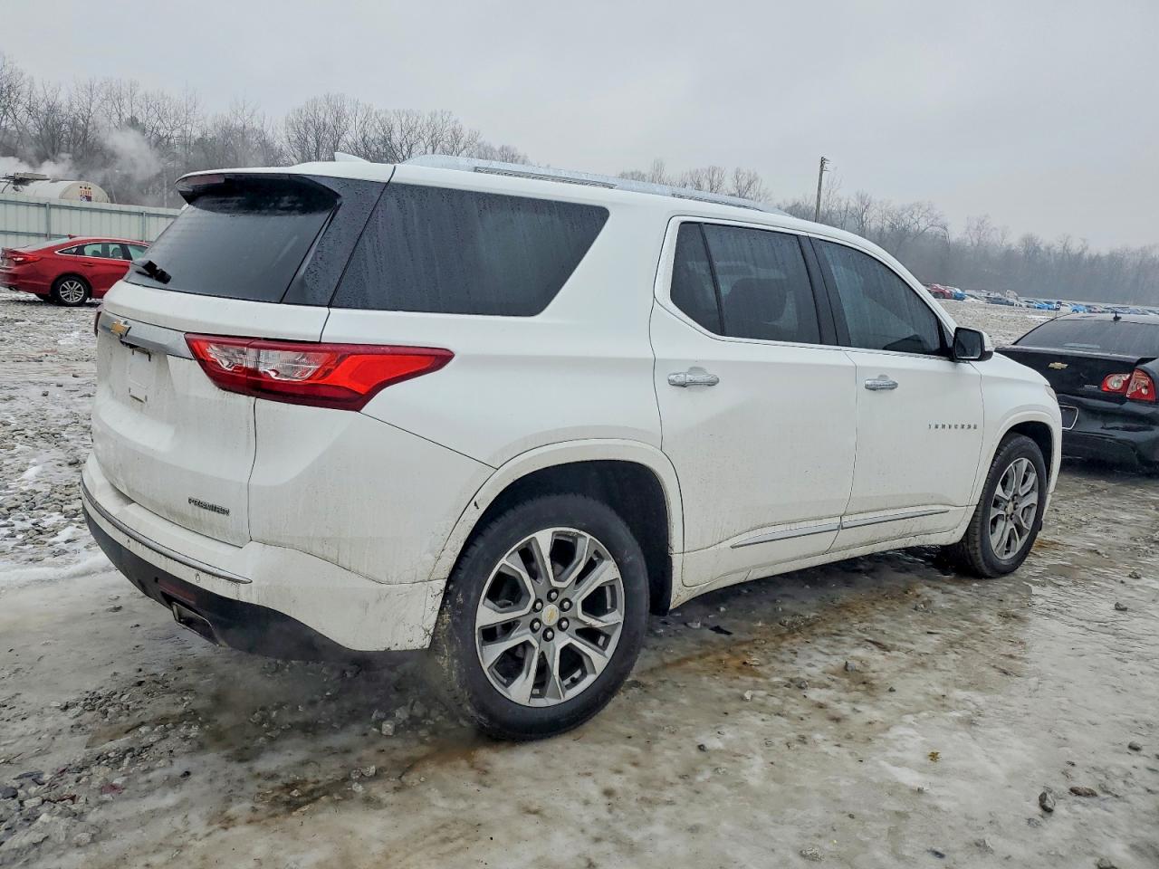 2020 CHEVROLET TRAVERSE PREMIER photo 3