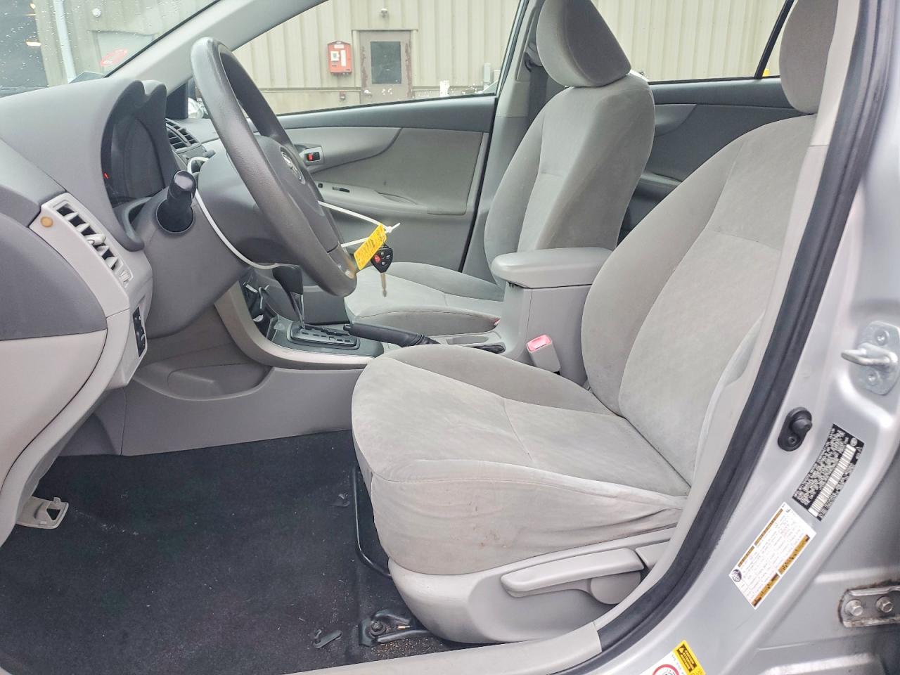 2009 TOYOTA COROLLA BASE photo 7