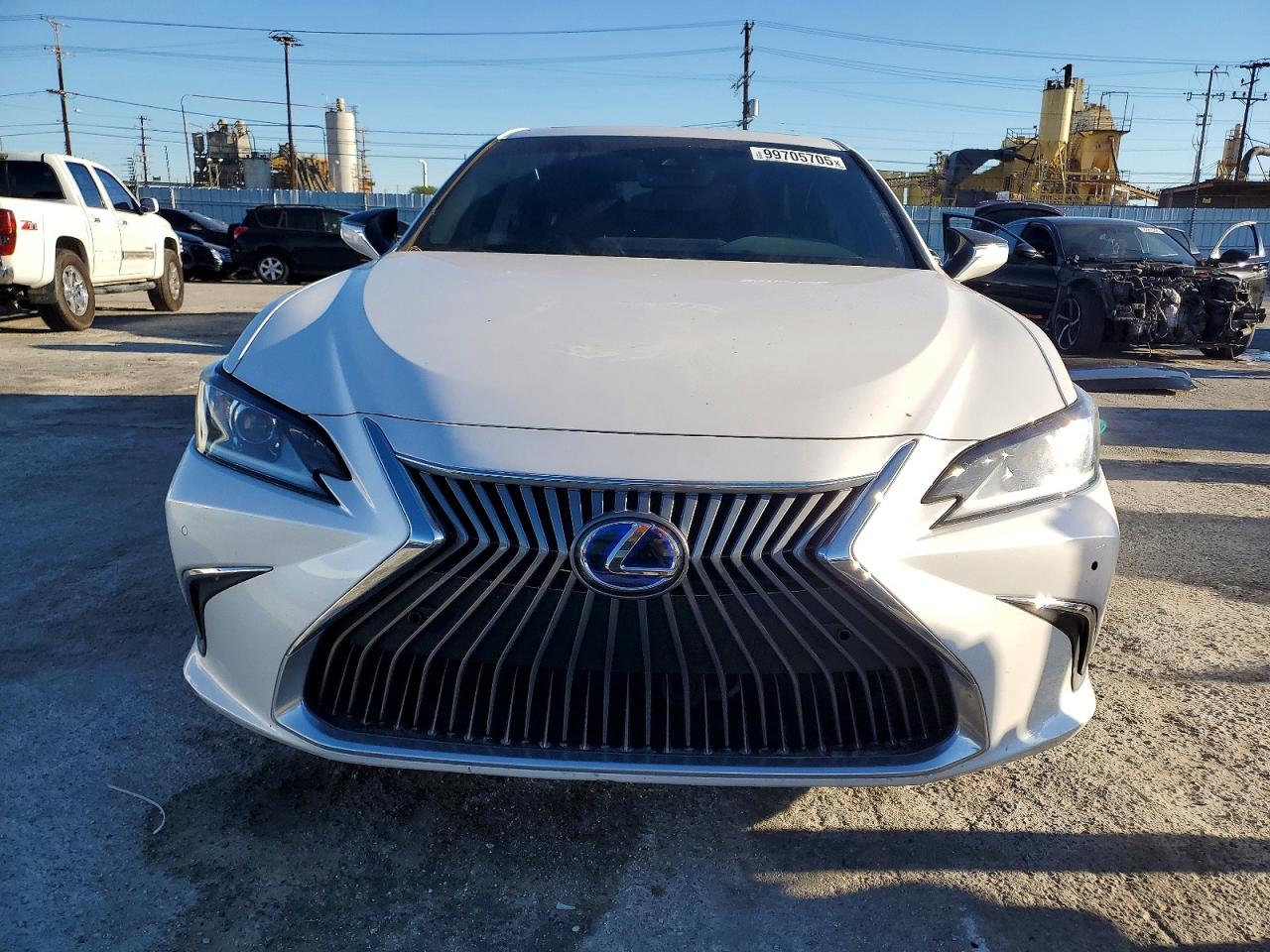 2021 LEXUS ES 300H photo 5