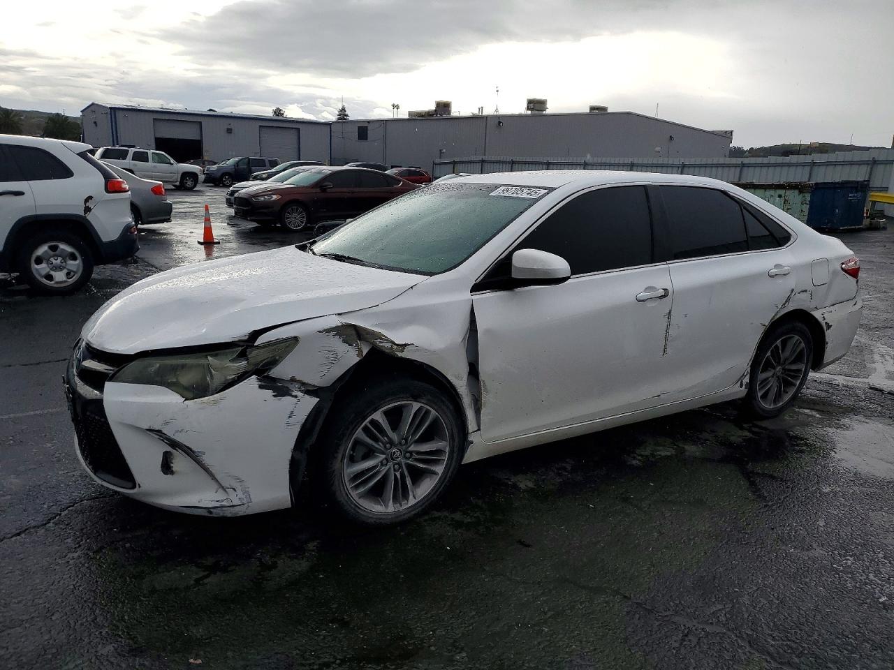 2016 TOYOTA CAMRY