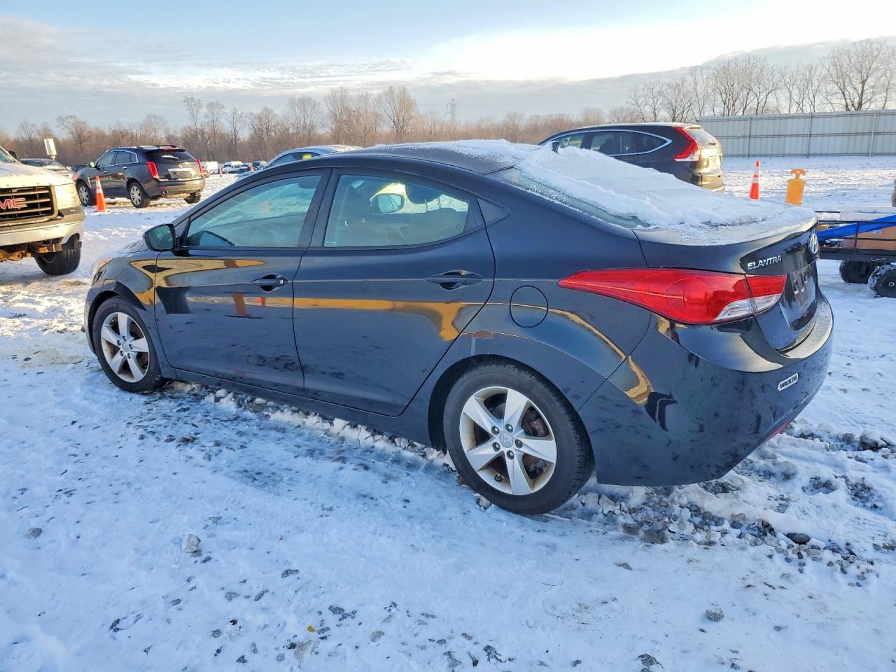 2013 HYUNDAI ELANTRA GLS photo 2