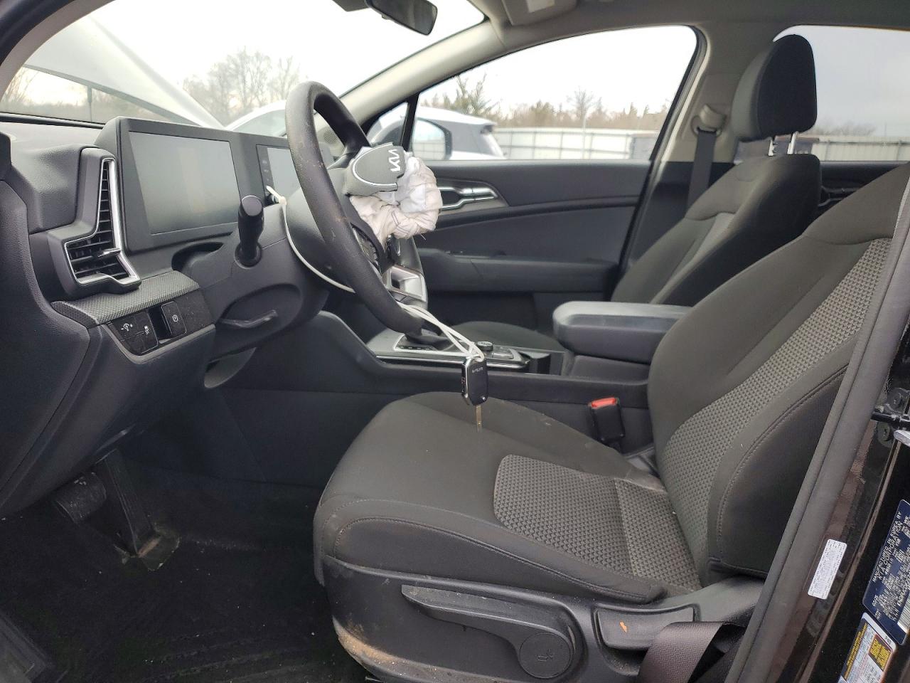 2025 KIA SPORTAGE LX photo 7