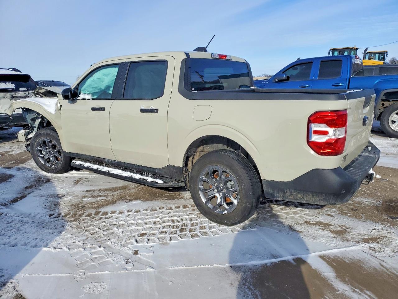 2025 FORD MAVERICK XLT photo 2