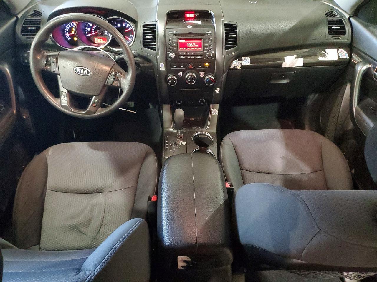 2013 KIA SORENTO LX photo 8