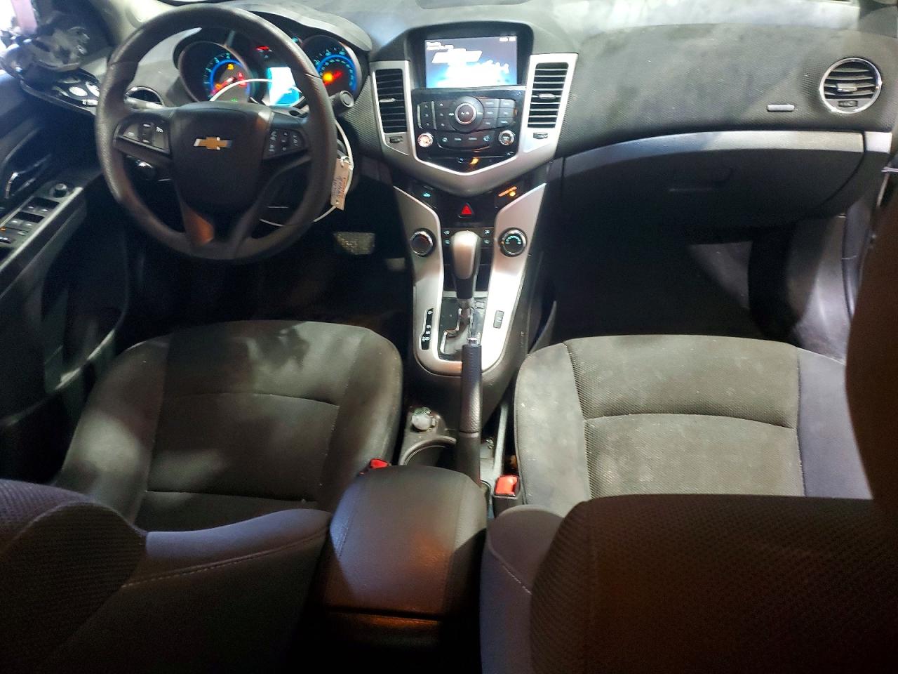 2016 CHEVROLET CRUZE LIMITED LT photo 8