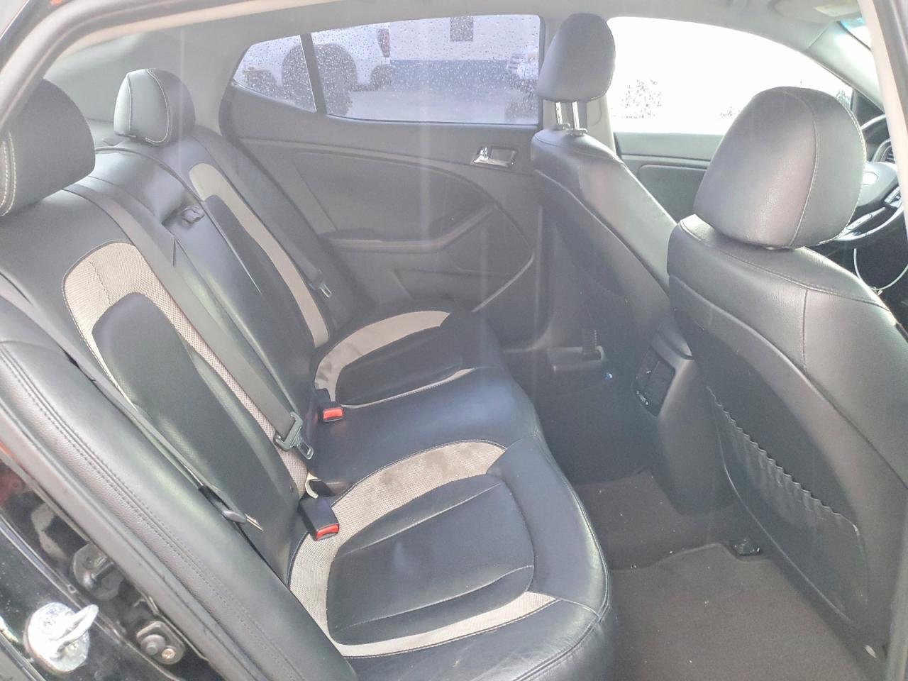 2011 KIA OPTIMA SX photo 10