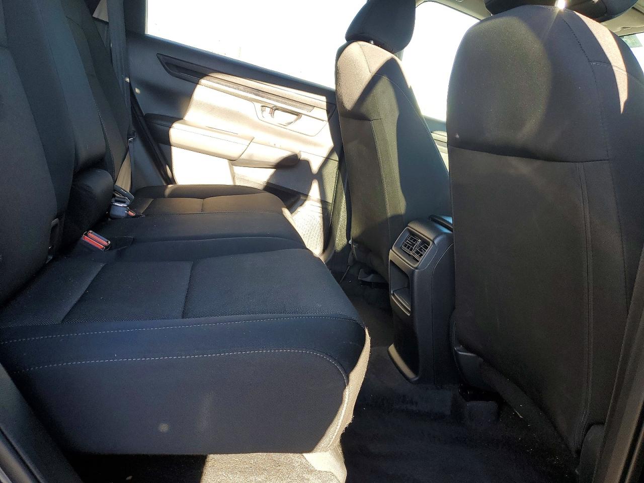 2025 HONDA CR-V LX photo 11