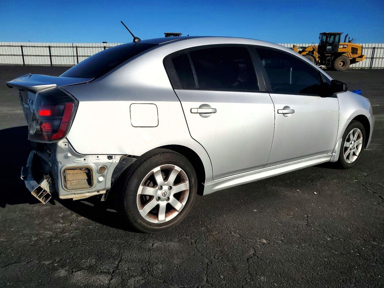 2011 NISSAN SENTRA 2.0 photo 3