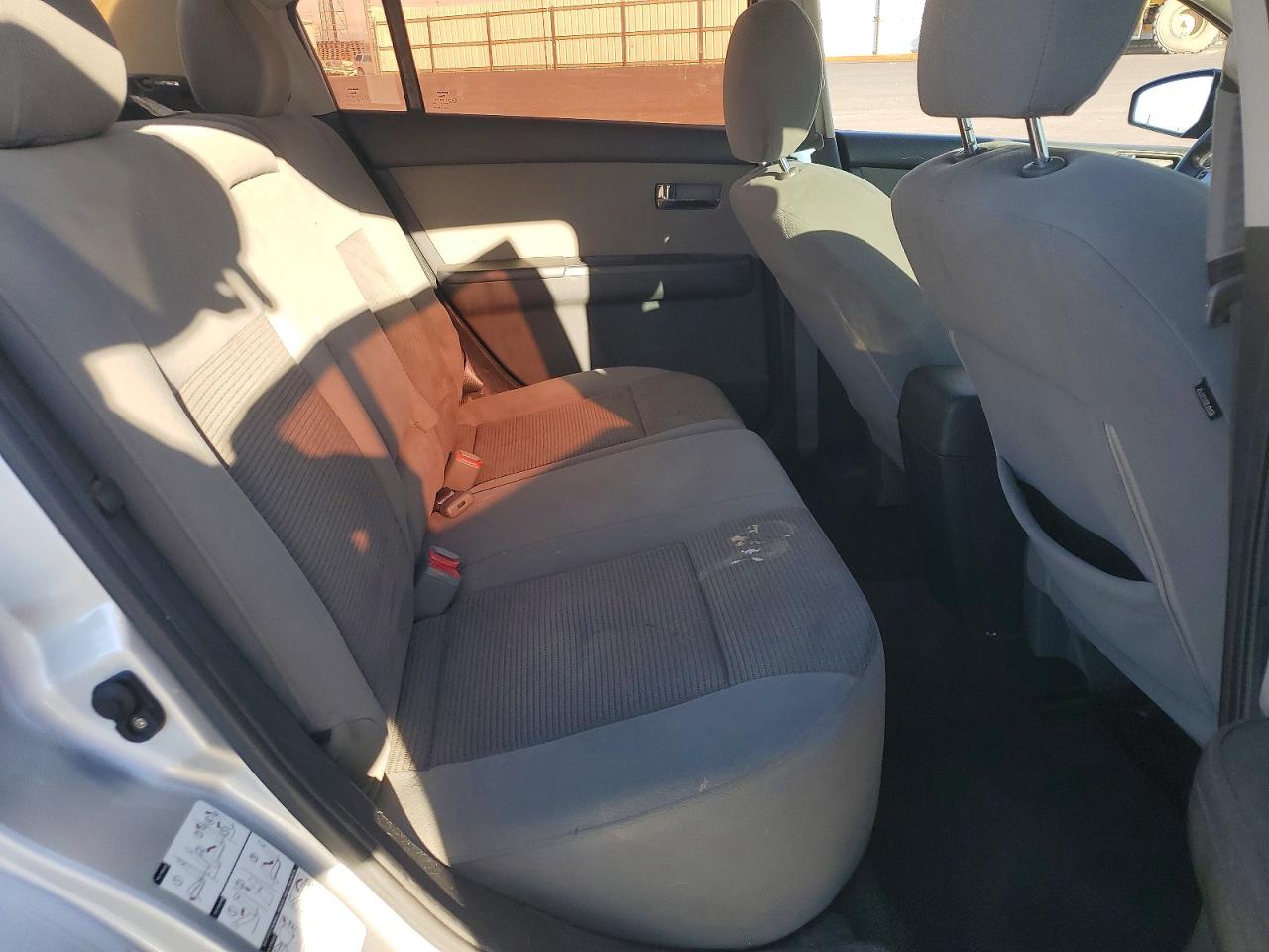 2011 NISSAN SENTRA 2.0 photo 10