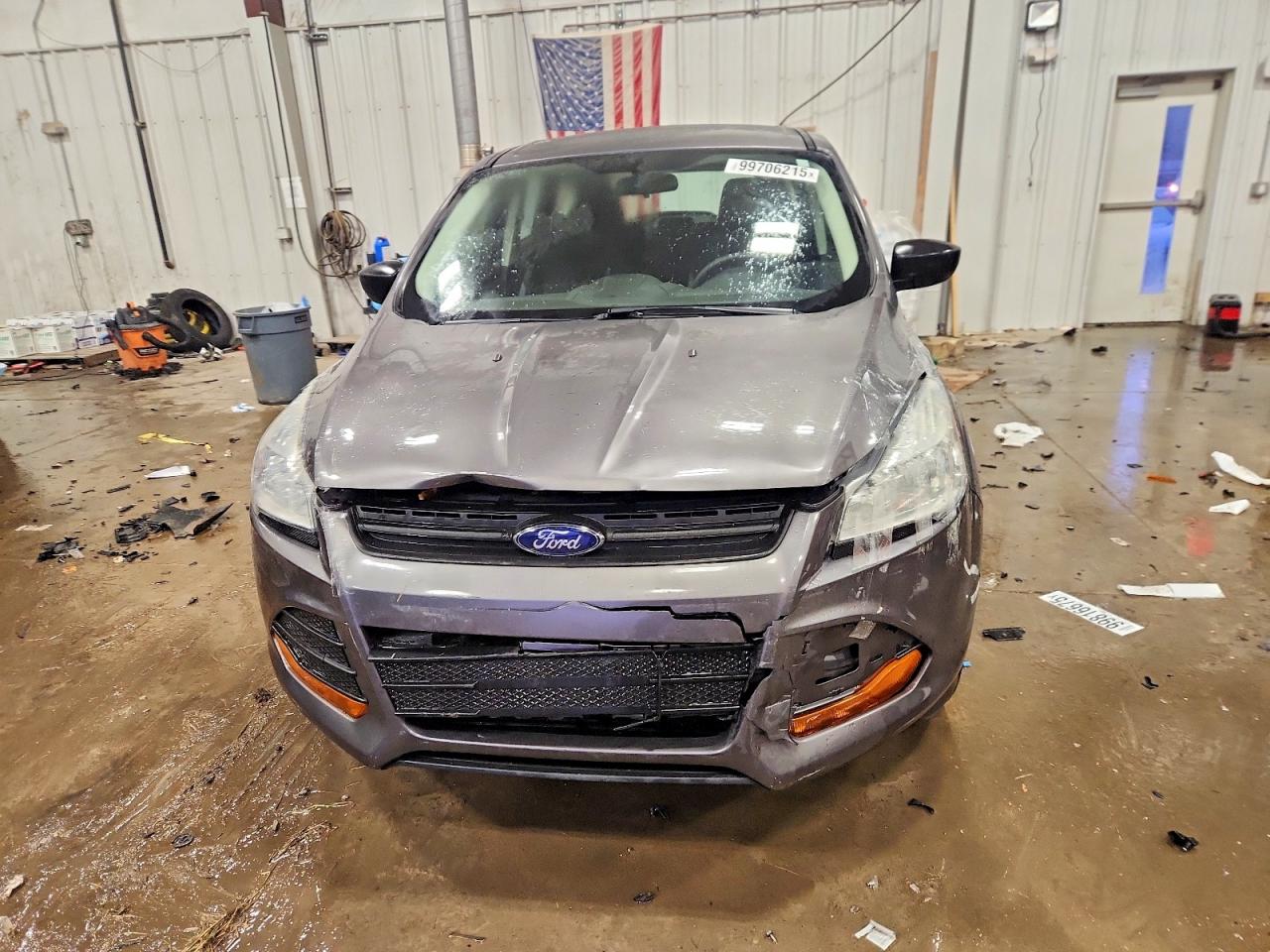 2014 FORD ESCAPE S photo 5