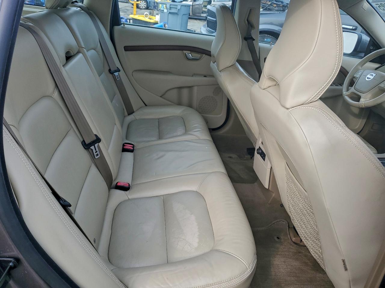2010 VOLVO XC70 3.2 photo 10