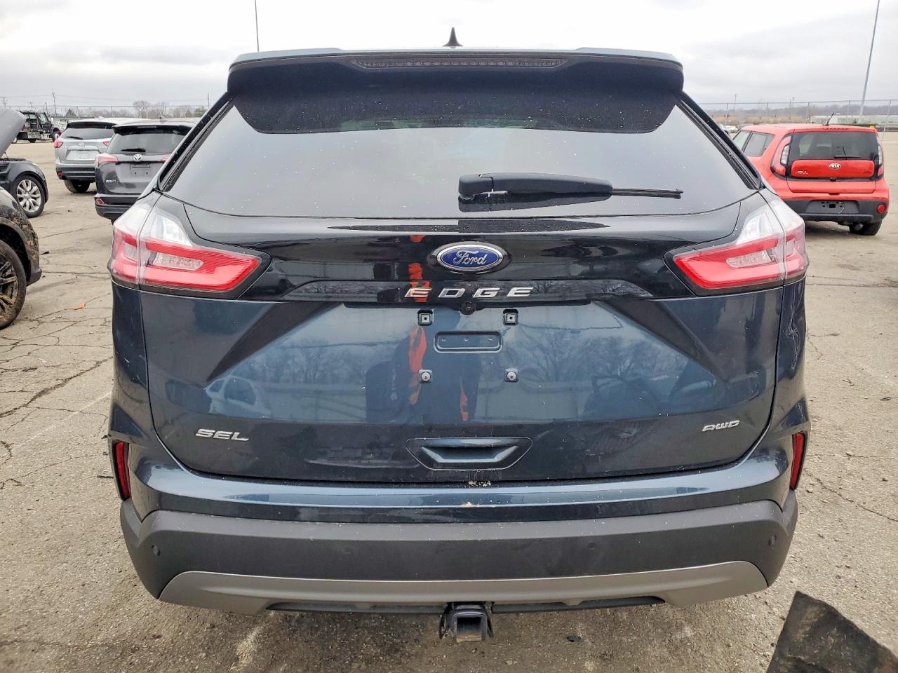 2024 FORD EDGE SEL photo 6