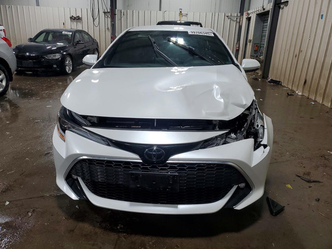 2021 TOYOTA COROLLA XSE photo 5