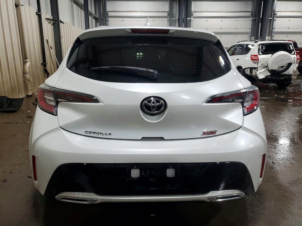2021 TOYOTA COROLLA XSE photo 6