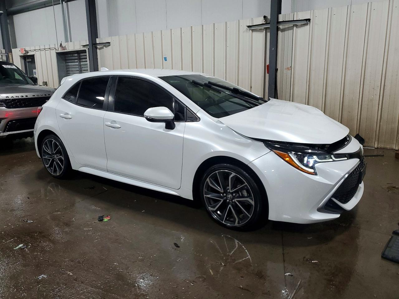 2021 TOYOTA COROLLA XSE photo 4