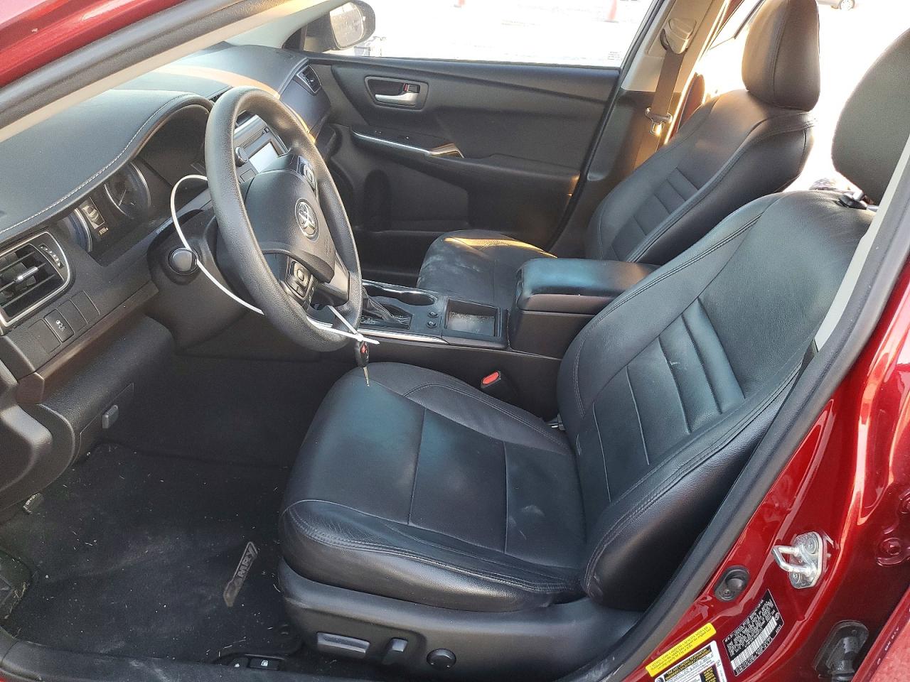 2017 TOYOTA CAMRY LE photo 7