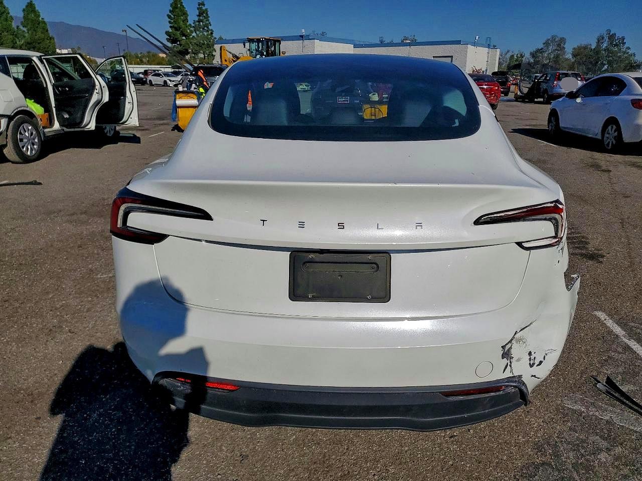 2024 TESLA MODEL 3 photo 6