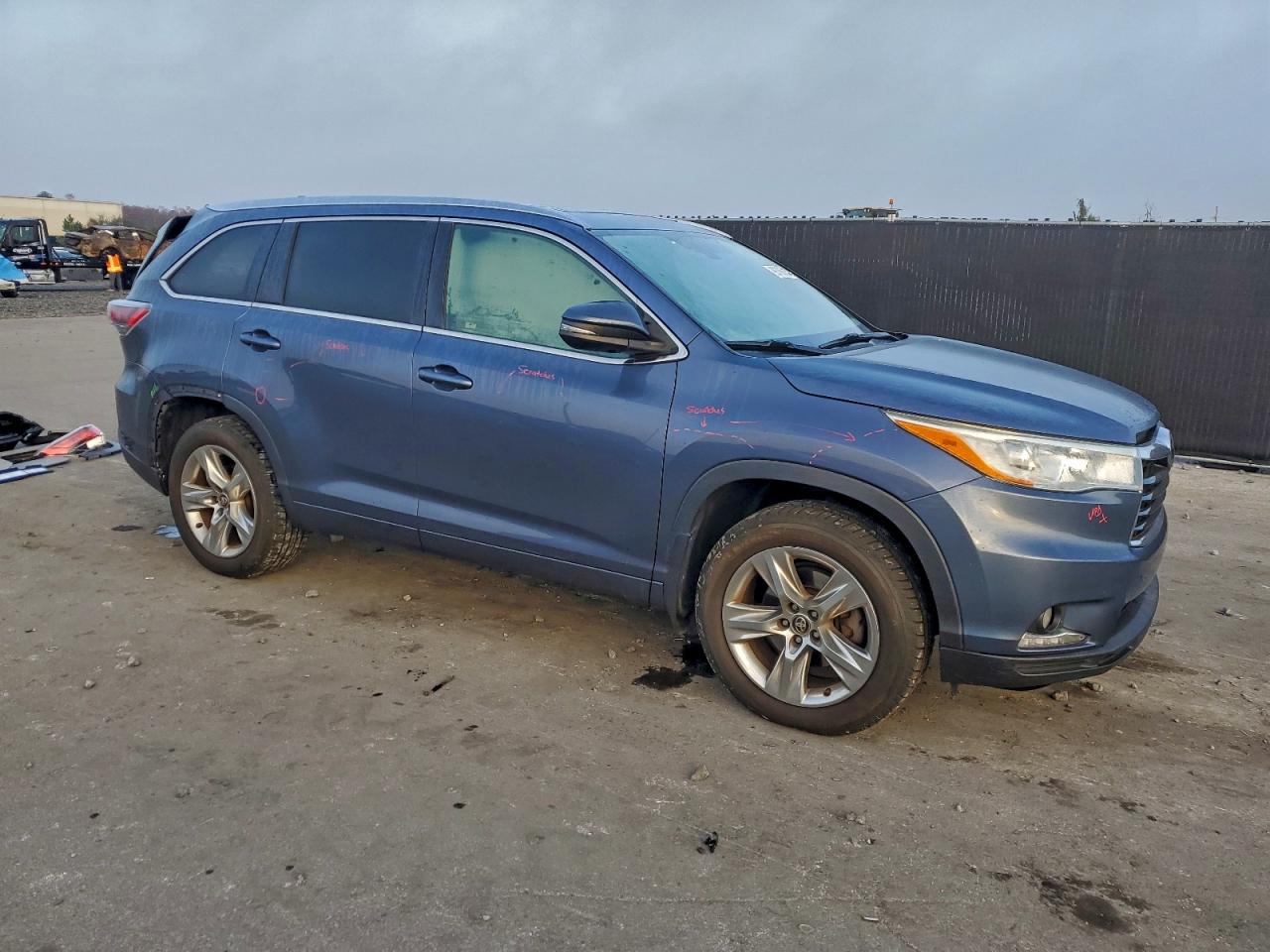 2016 TOYOTA HIGHLANDER LIMITED PLATINUM photo 4