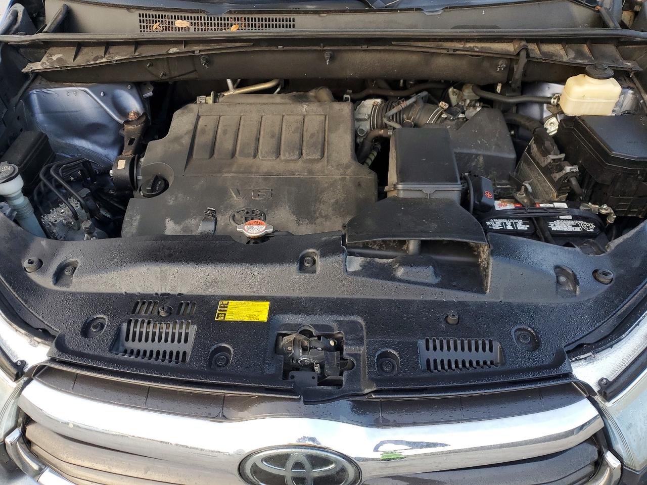 2016 TOYOTA HIGHLANDER LIMITED PLATINUM photo 12