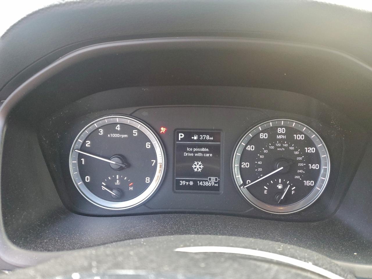 2018 HYUNDAI SONATA SE photo 9