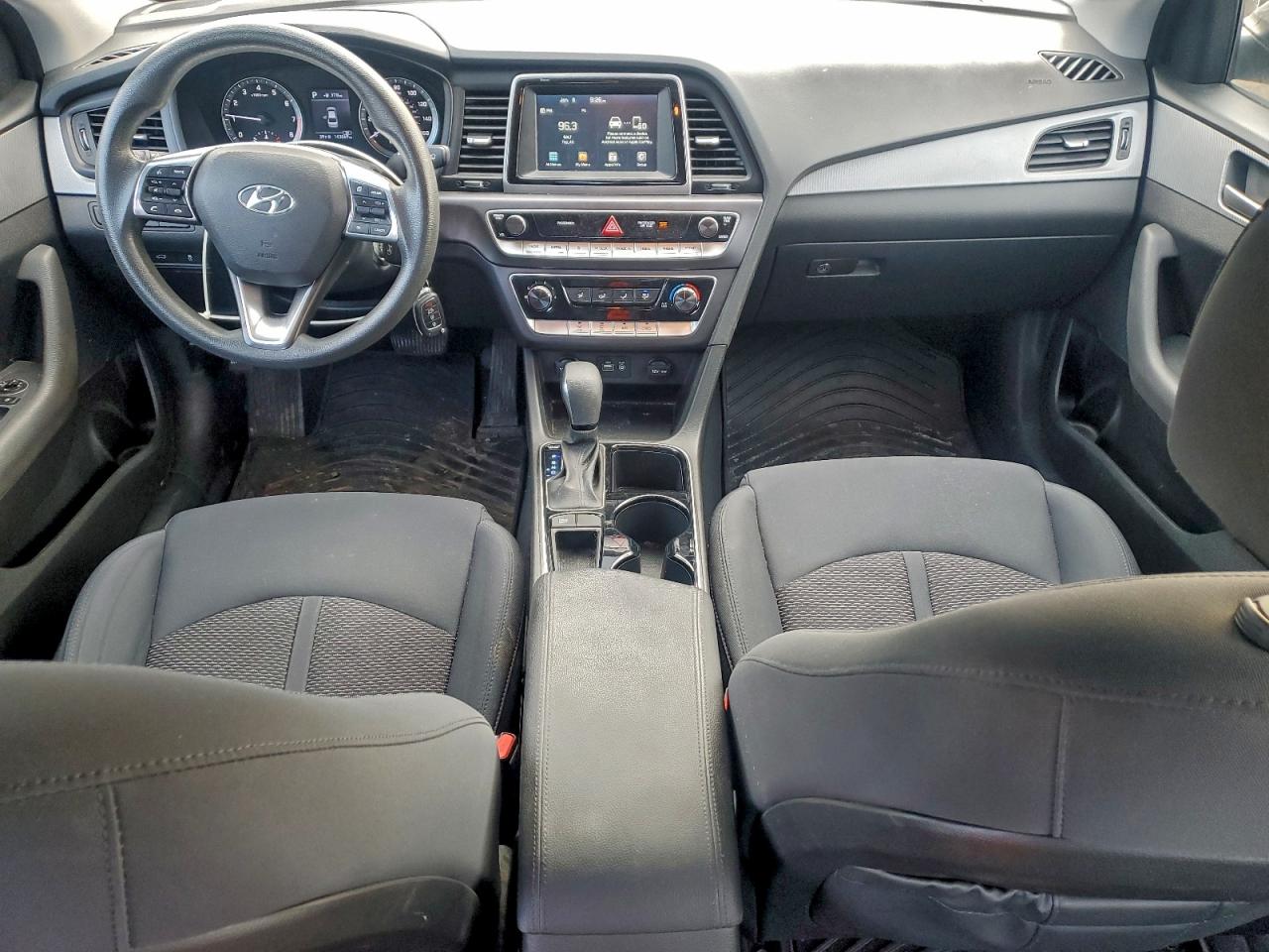2018 HYUNDAI SONATA SE photo 8