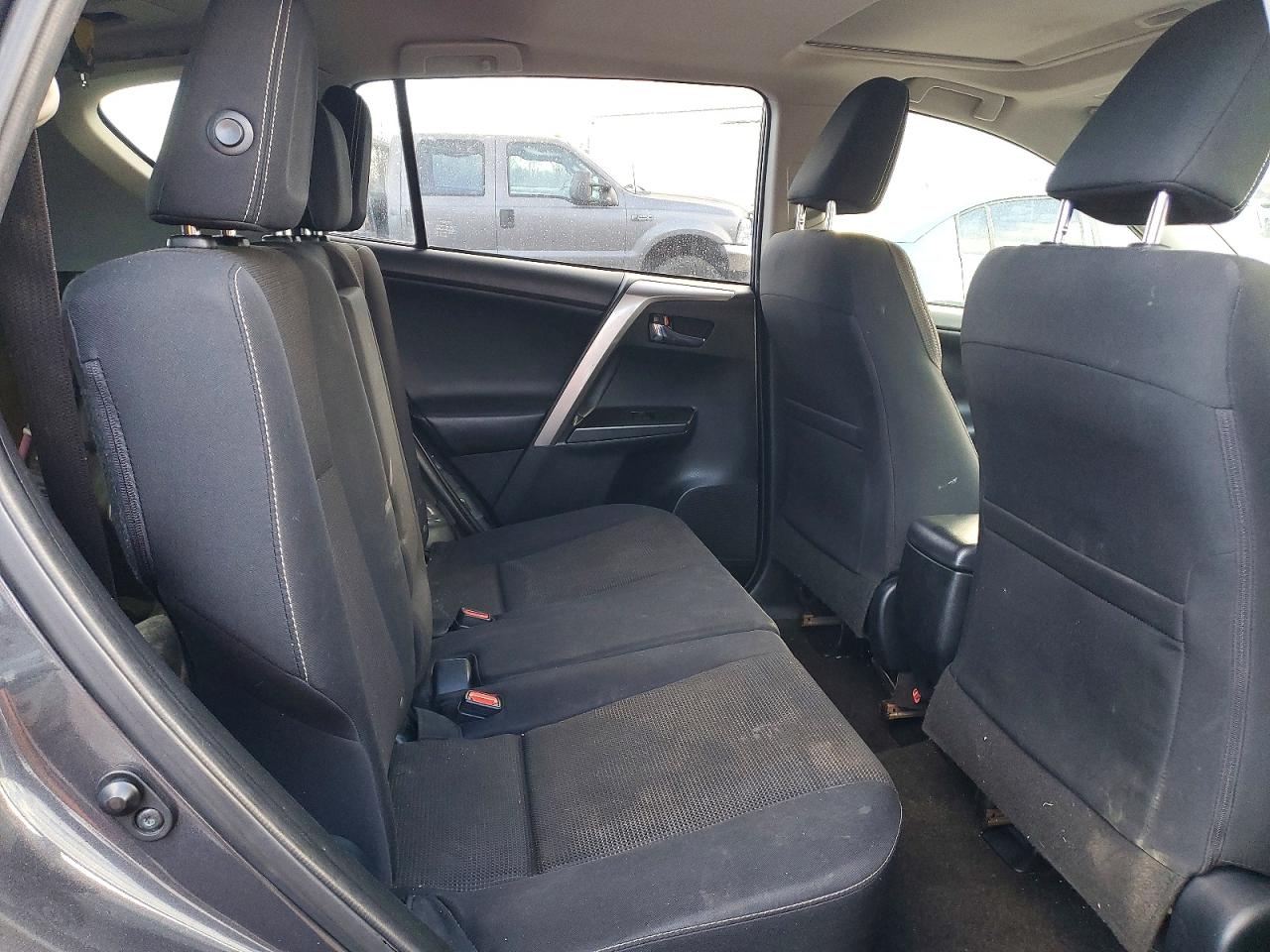 2017 TOYOTA RAV4 XLE photo 11