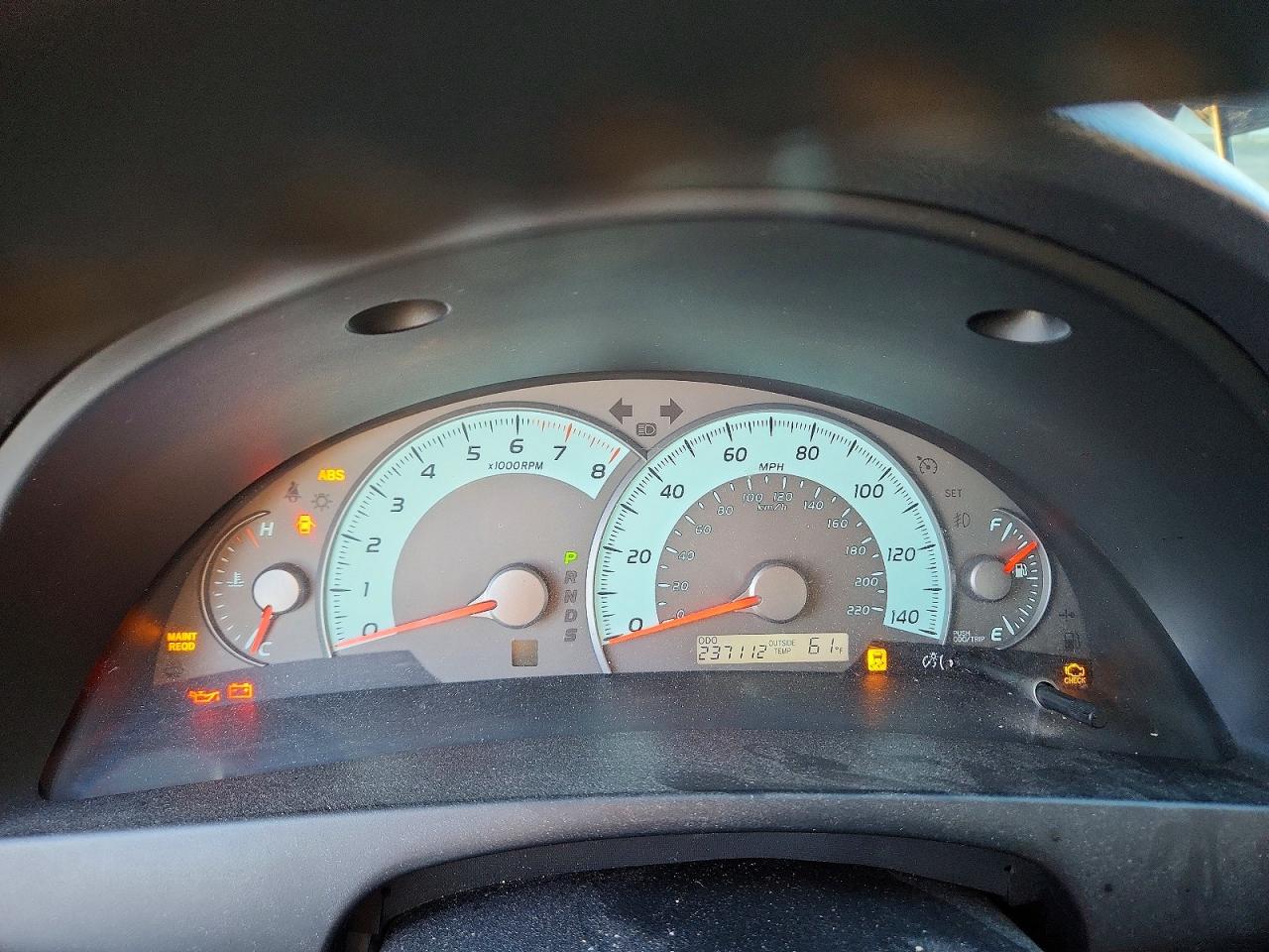 2010 TOYOTA CAMRY BASE photo 9