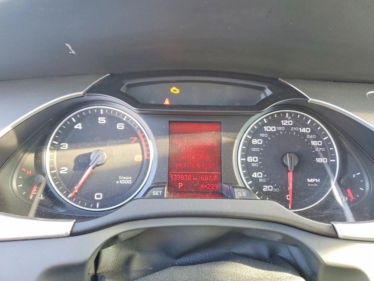 2010 AUDI A4 PREMIUM photo 9