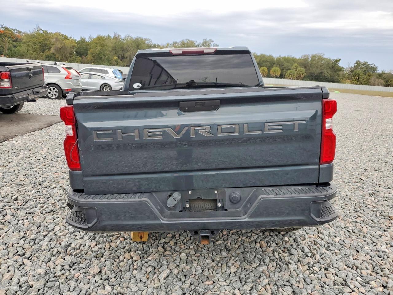 2021 CHEVROLET SILVERADO C1500 CUSTOM photo 6