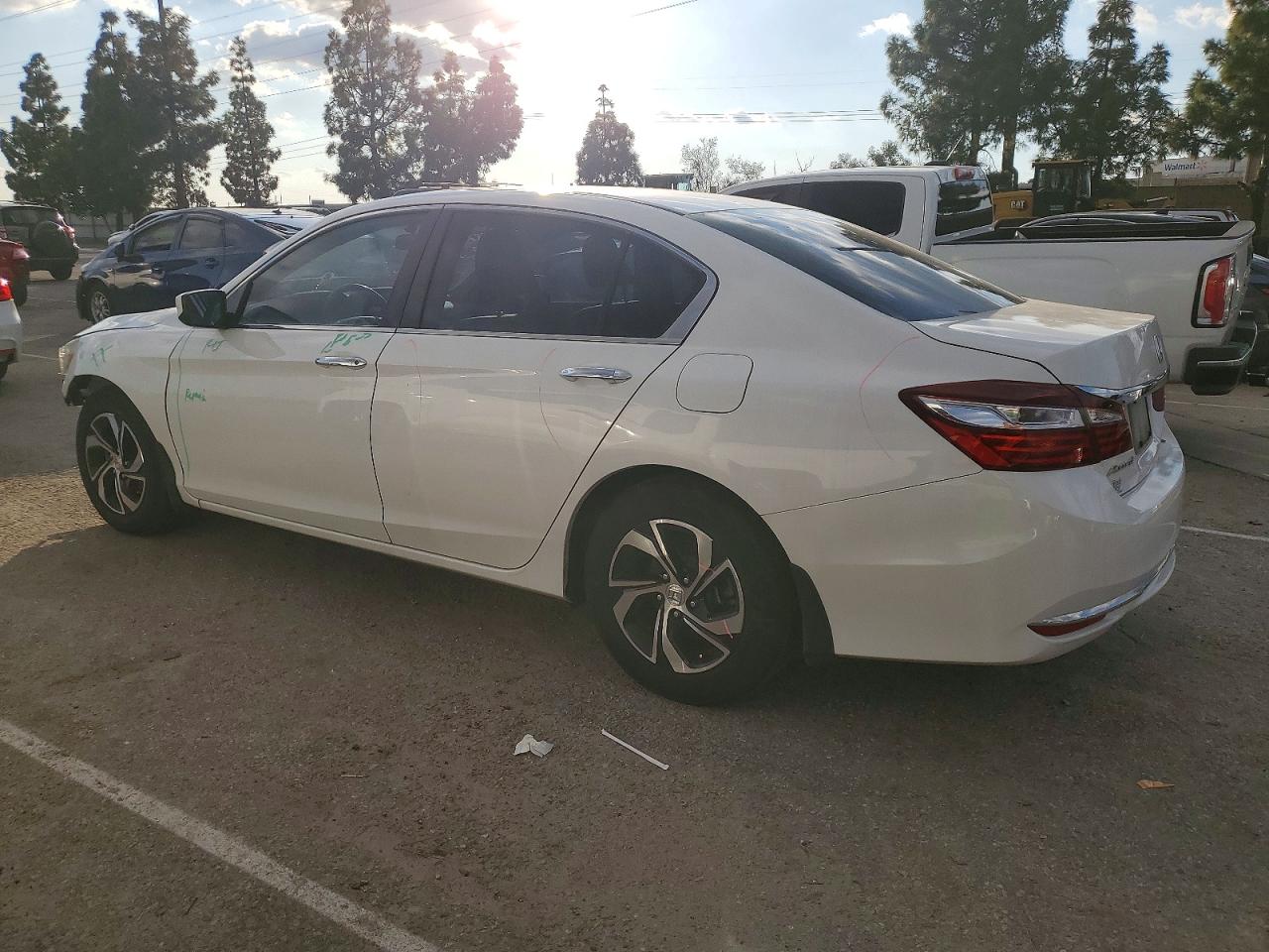 2017 HONDA ACCORD LX photo 2