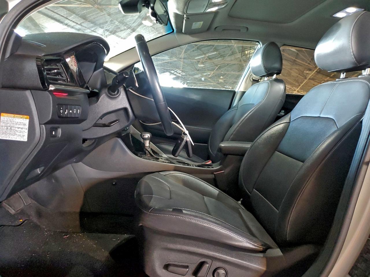 2021 KIA NIRO EX PREMIUM photo 7