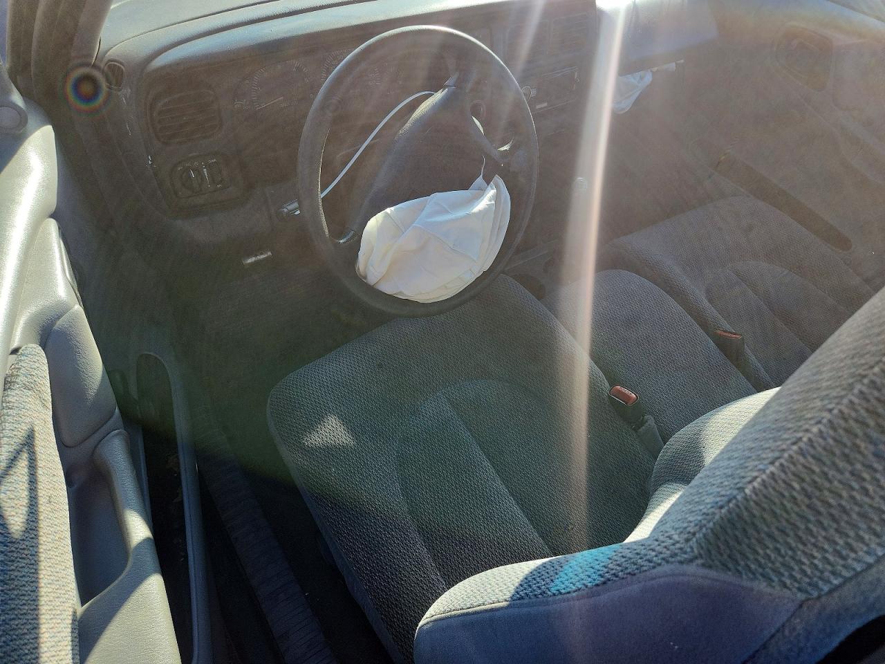 1999 DODGE DAKOTA photo 8
