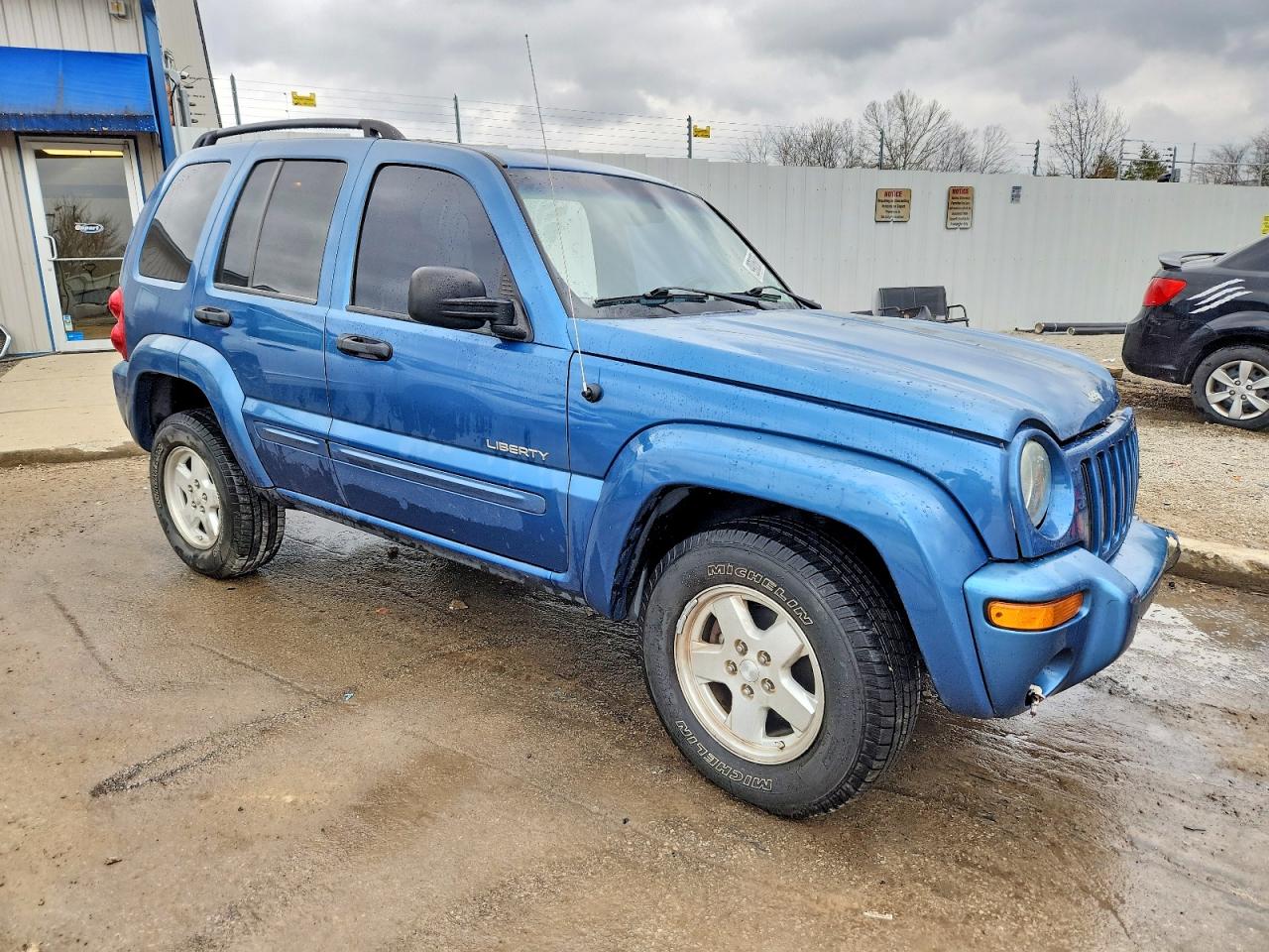 2004 JEEP LIBERTY LIMITED photo 4