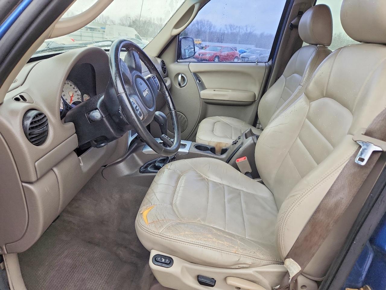 2004 JEEP LIBERTY LIMITED photo 7