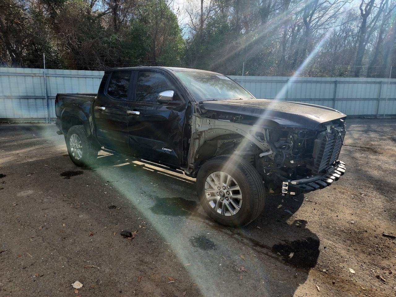 2024 TOYOTA TACOMA DOUBLE CAB photo 4