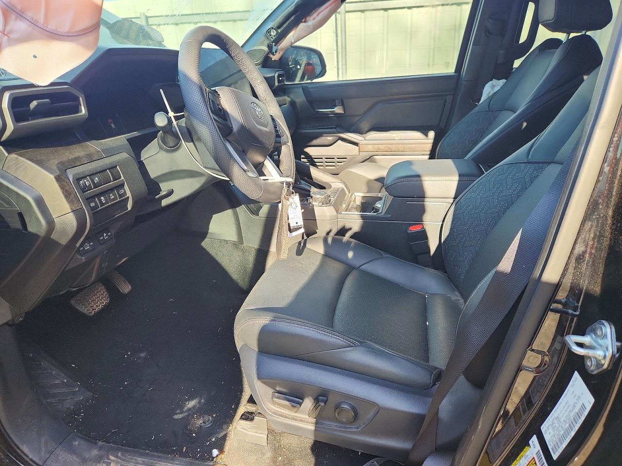 2024 TOYOTA TACOMA DOUBLE CAB photo 7