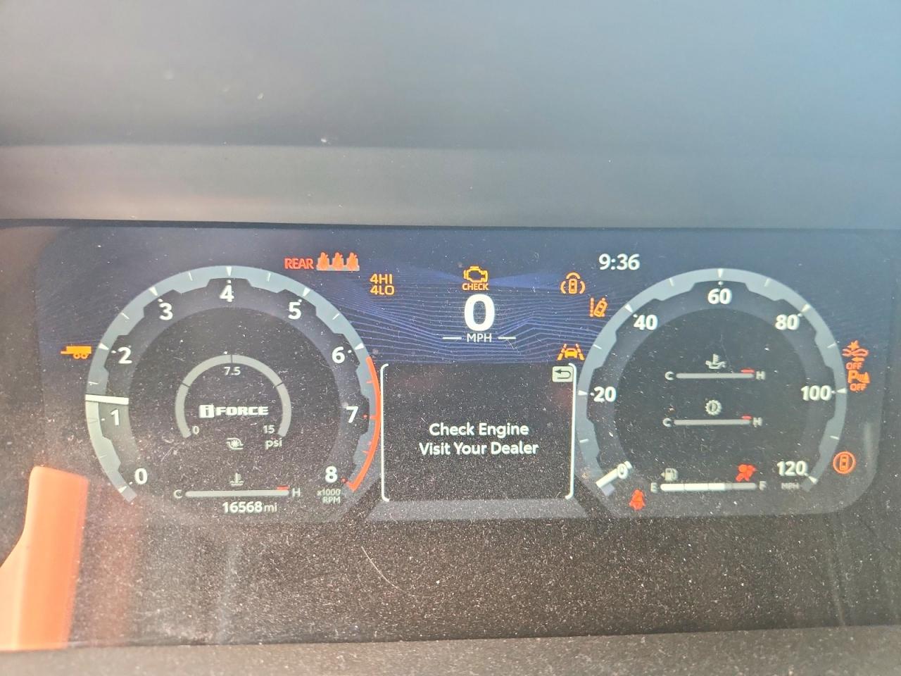 2024 TOYOTA TACOMA DOUBLE CAB photo 9