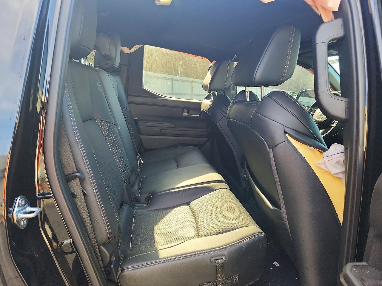 2024 TOYOTA TACOMA DOUBLE CAB photo 10