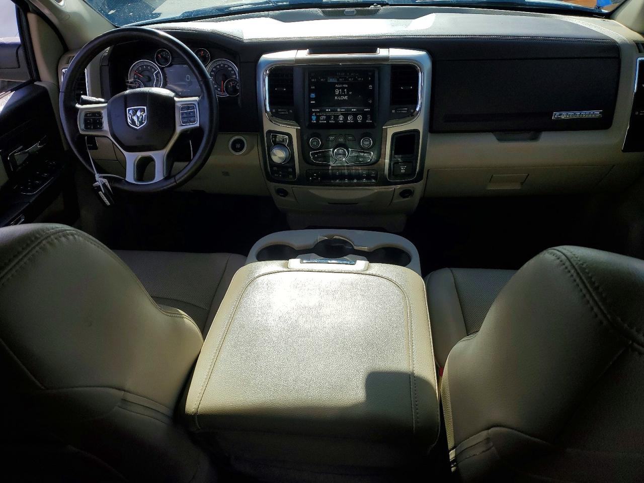 2017 RAM 1500 LARAMIE photo 8