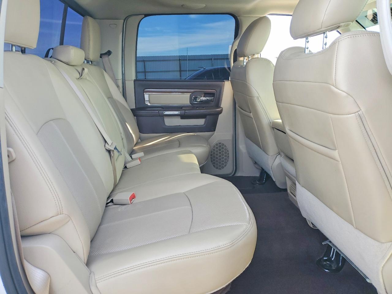 2017 RAM 1500 LARAMIE photo 10