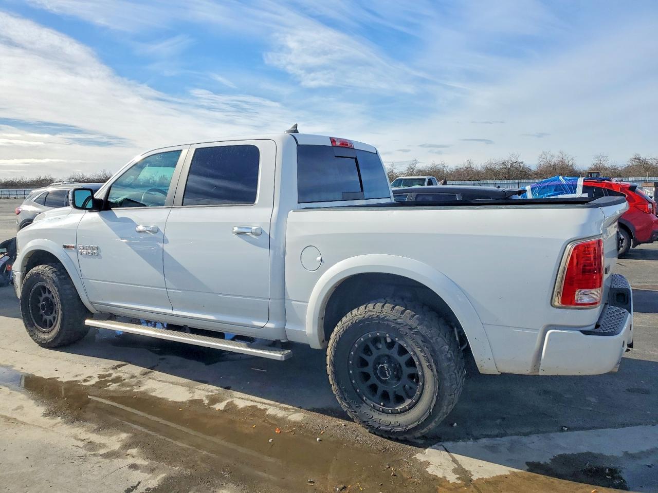 2017 RAM 1500 LARAMIE photo 2