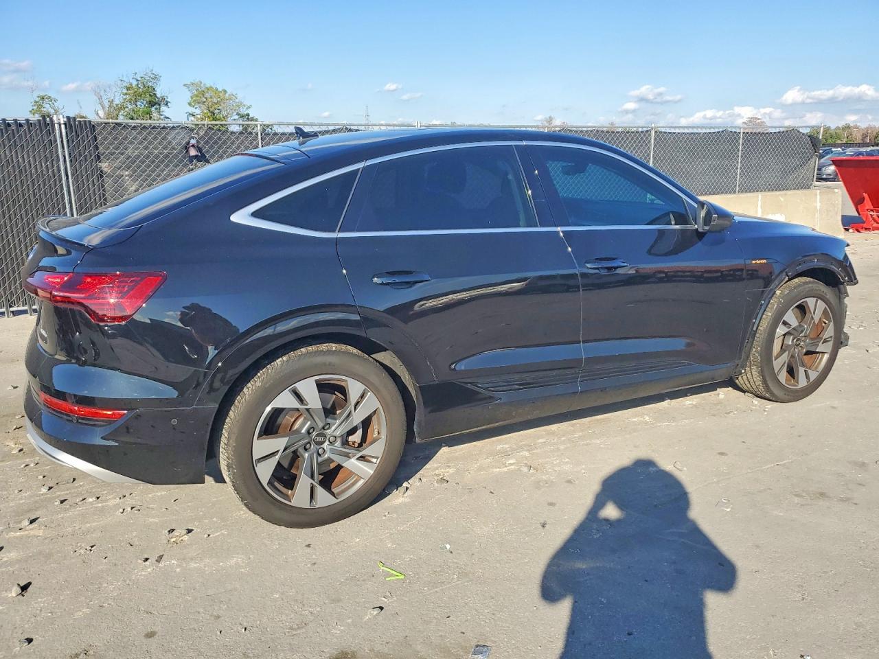 2022 AUDI E-TRON SPORTBACK PREMIUM PLUS photo 3