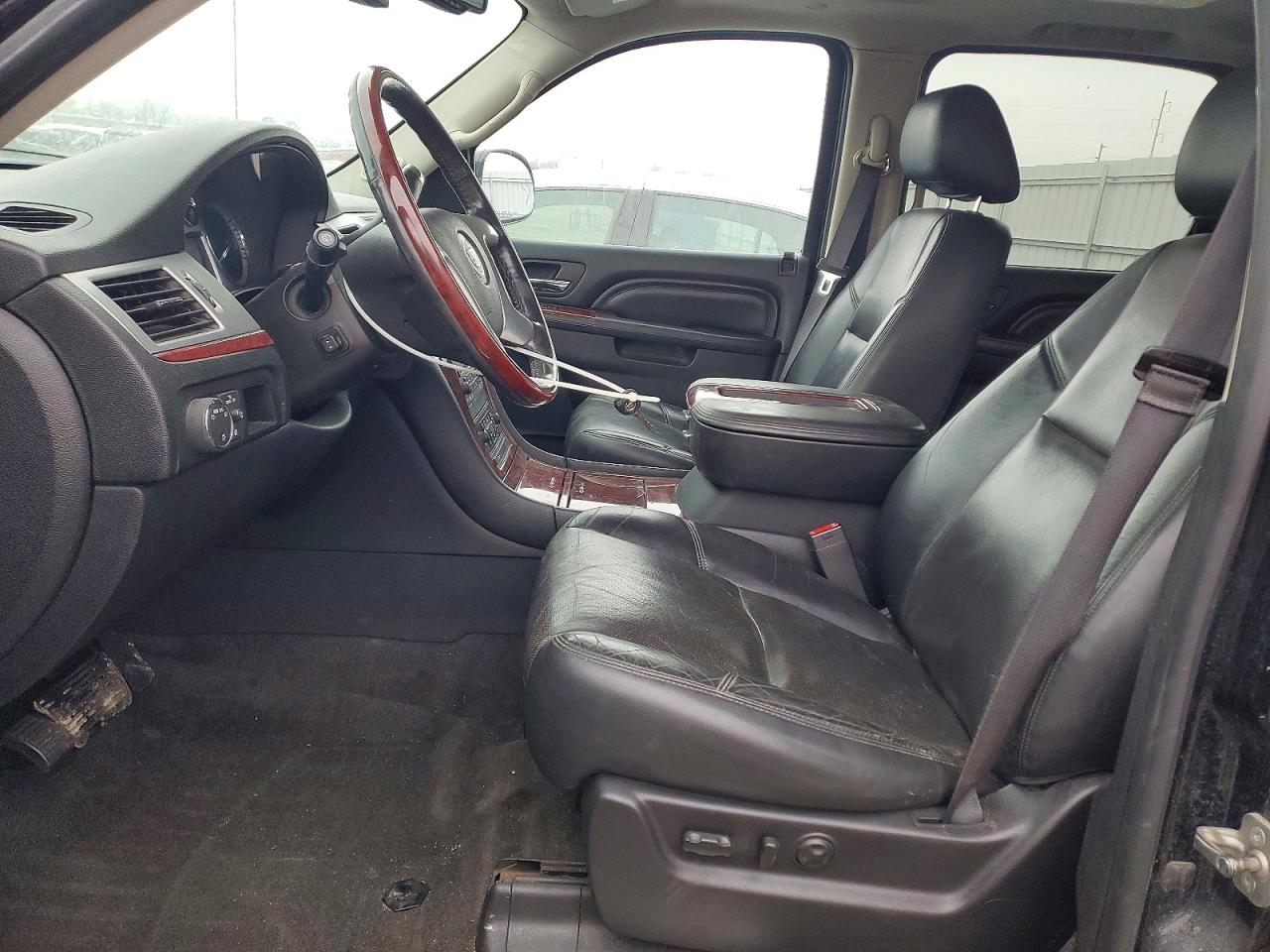 2012 CADILLAC ESCALADE ESV LUXURY photo 7