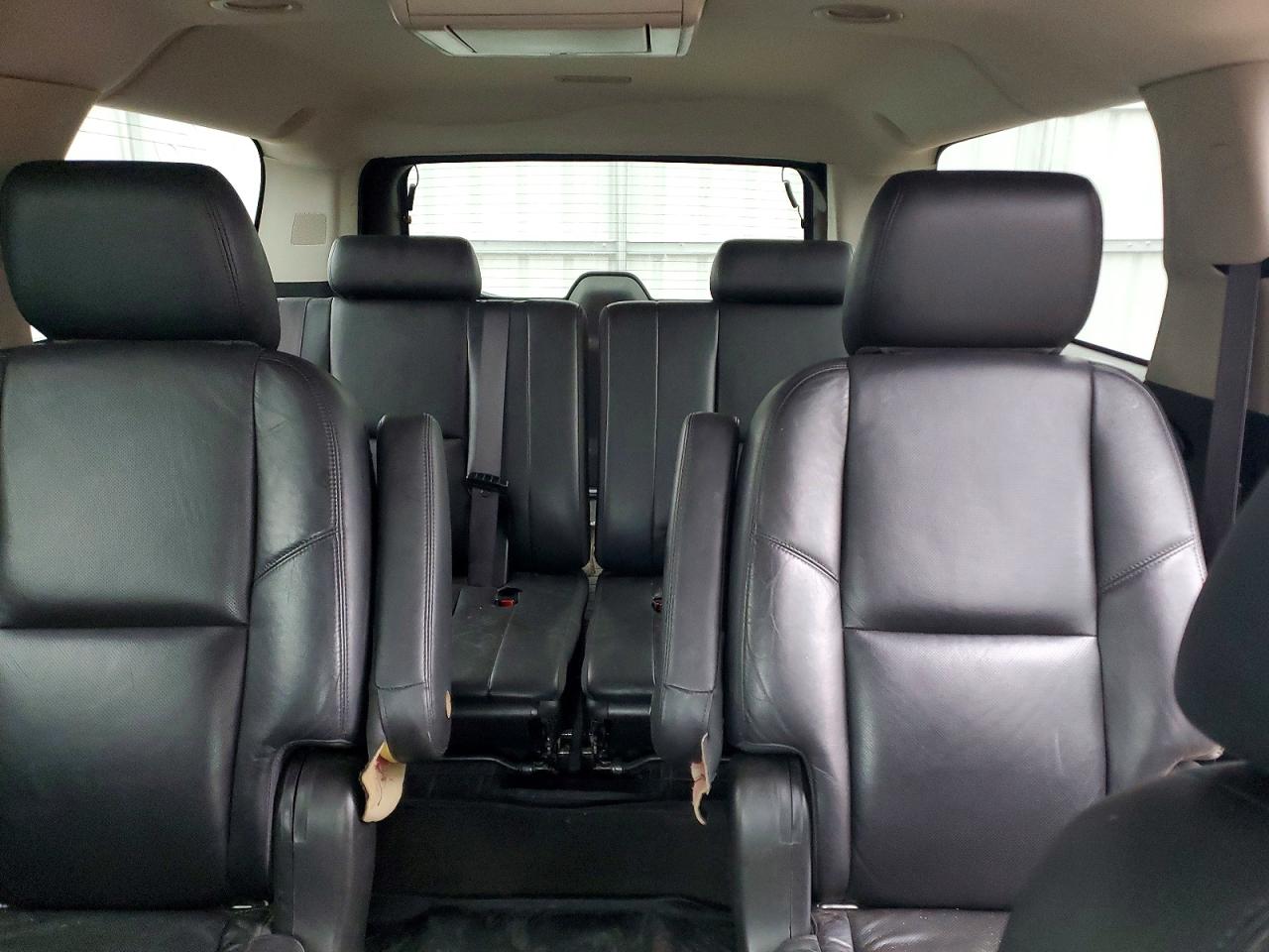 2012 CADILLAC ESCALADE ESV LUXURY photo 10