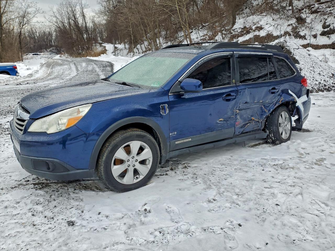 2010 SUBARU OUTBACK