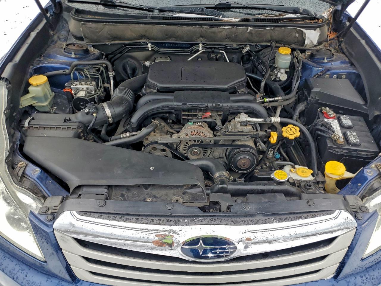 2010 SUBARU OUTBACK 2.5I PREMIUM photo 12