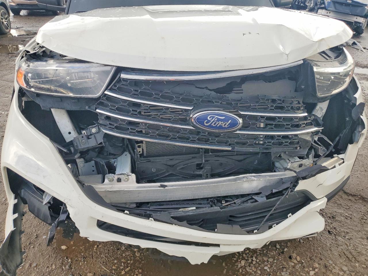 2023 FORD EXPLORER XLT photo 11